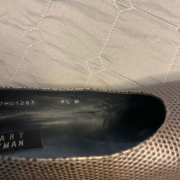 Stuart Weitzman classic pumps, size 9,5 - Picture 9 of 9